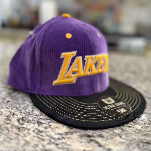 Los Angeles LA Lakers Corduroy Ultra Game Purple NBA Snapback Hat Cap NWT ๐๐ - Picture 5 of 8